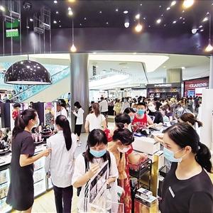 三亚免税商品最新价格更新,实惠优惠吸引游客目光